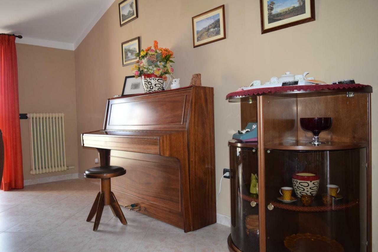 Bed and Breakfast Amici Di Hackert Caserta Zewnętrze zdjęcie