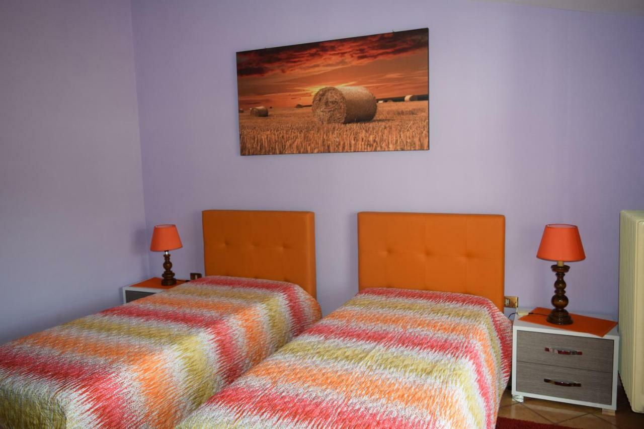 Bed and Breakfast Amici Di Hackert Caserta Zewnętrze zdjęcie