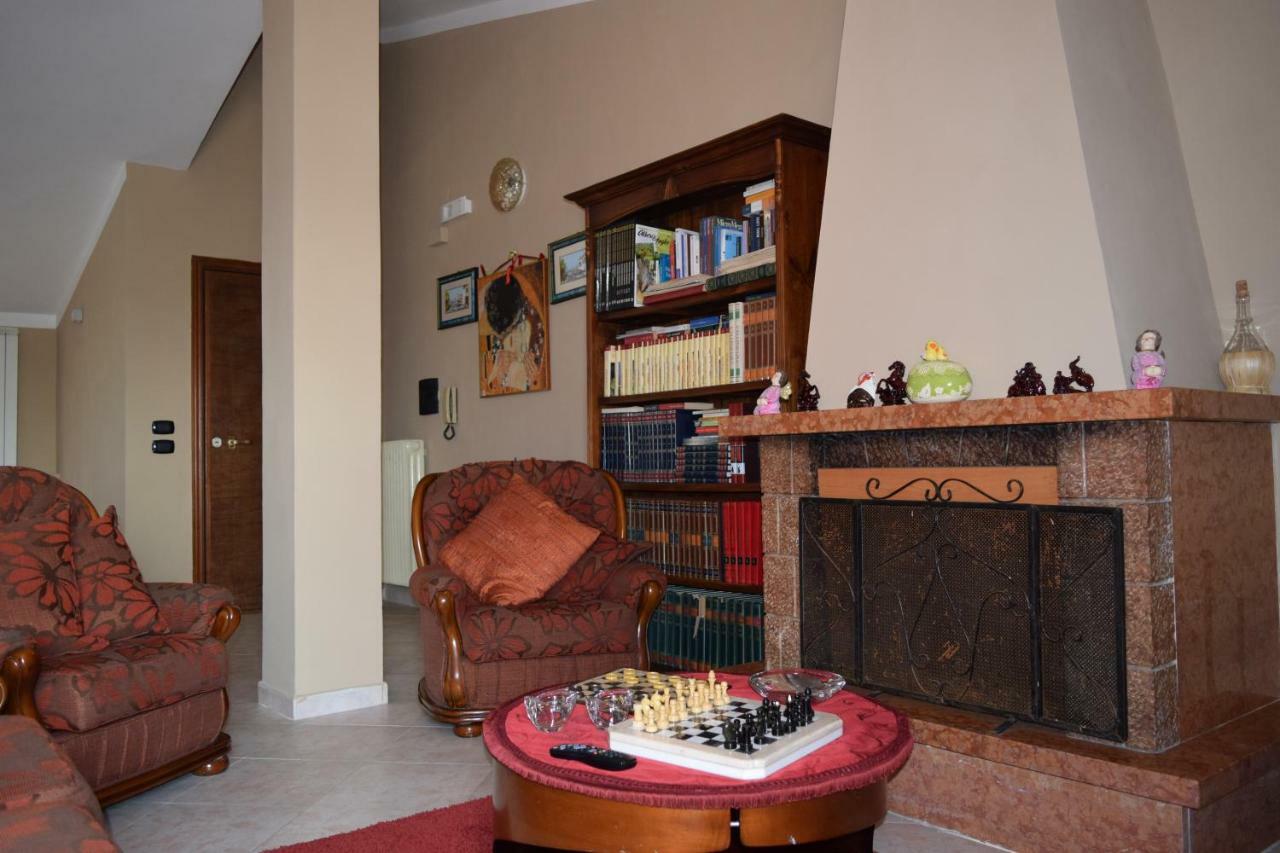 Bed and Breakfast Amici Di Hackert Caserta Zewnętrze zdjęcie