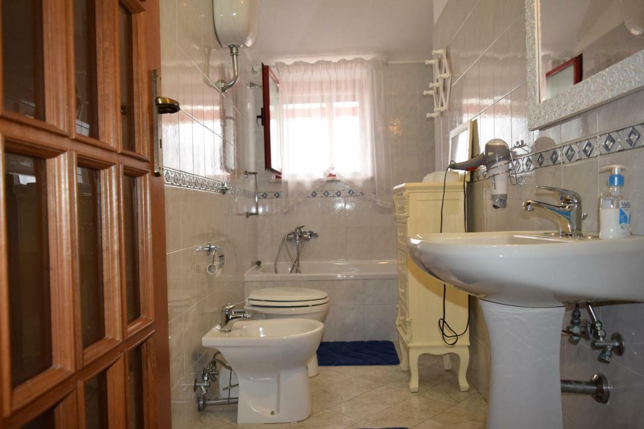 Bed and Breakfast Amici Di Hackert Caserta Zewnętrze zdjęcie