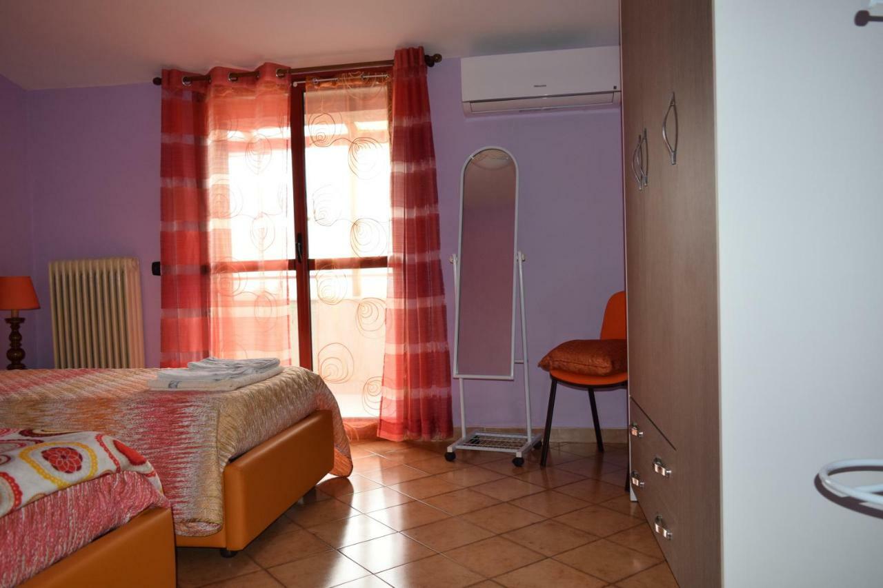 Bed and Breakfast Amici Di Hackert Caserta Zewnętrze zdjęcie