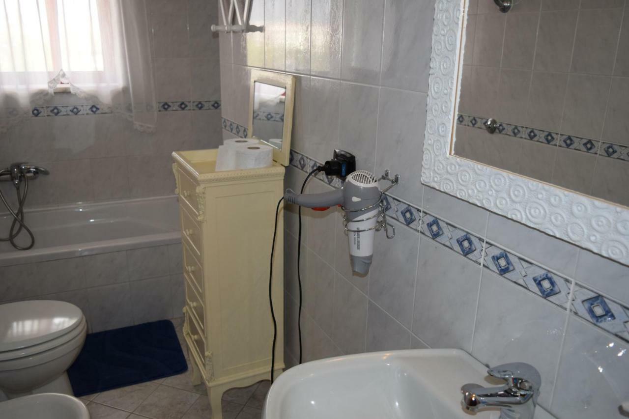 Bed and Breakfast Amici Di Hackert Caserta Zewnętrze zdjęcie